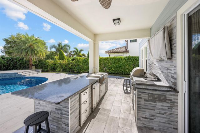 1120 Wandering Willow Way, Loxahatchee, FL 33470