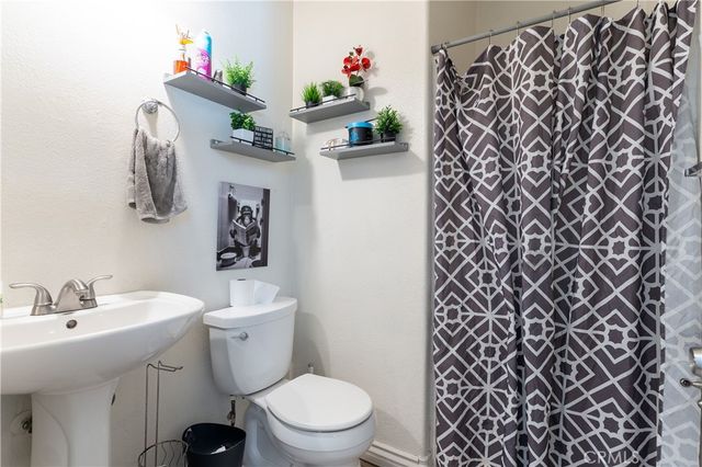 3807 Seattle St, Hemet, CA 92545