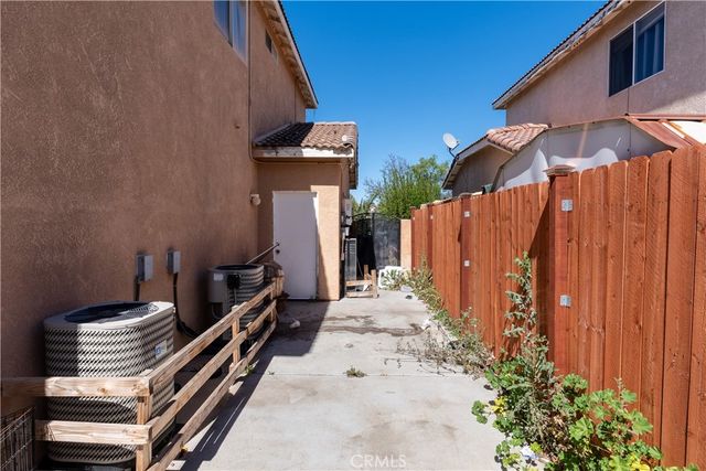 3807 Seattle St, Hemet, CA 92545