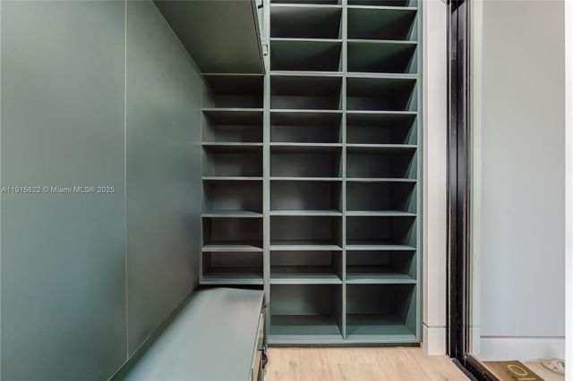 9045 Hawthorne Ave, Surfside, FL 33154