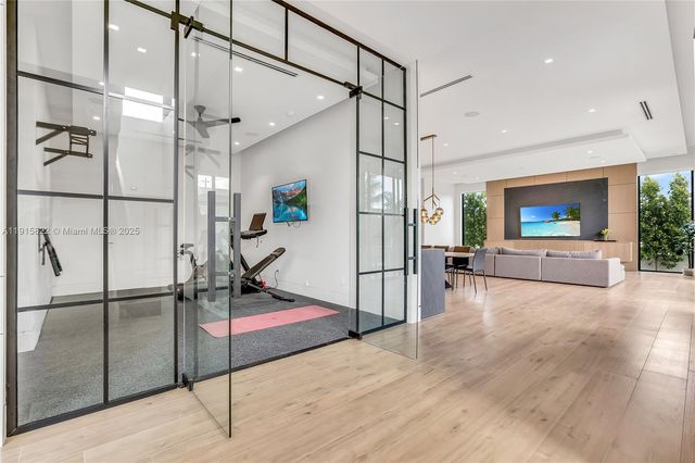 9045 Hawthorne Ave, Surfside, FL 33154