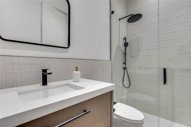 9045 Hawthorne Ave, Surfside, FL 33154