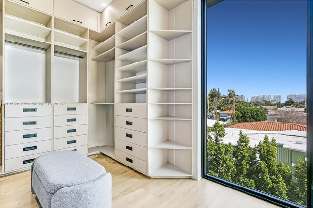 9045 Hawthorne Ave, Surfside, FL 33154