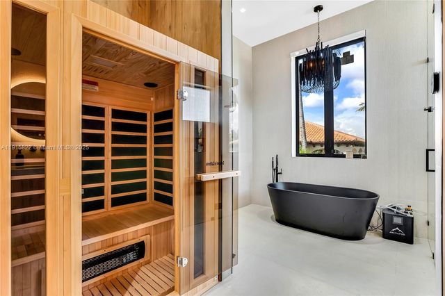 9045 Hawthorne Ave, Surfside, FL 33154