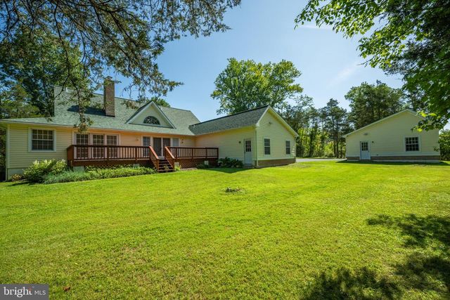 1147 BARNBRIDGE DR, Schwenksville, PA 19473