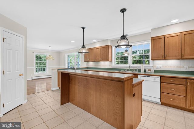 1147 BARNBRIDGE DR, Schwenksville, PA 19473