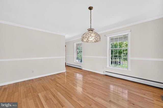 1147 BARNBRIDGE DR, Schwenksville, PA 19473