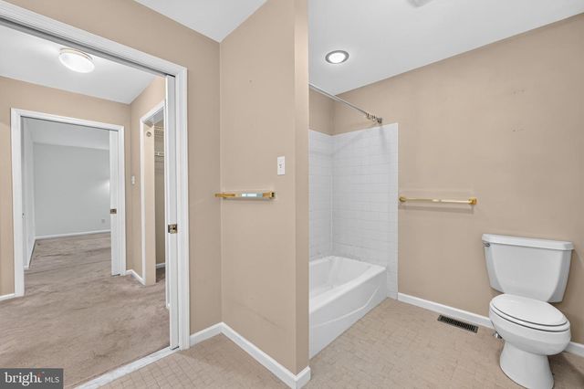 1147 BARNBRIDGE DR, Schwenksville, PA 19473