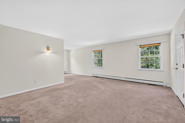 1147 BARNBRIDGE DR, Schwenksville, PA 19473