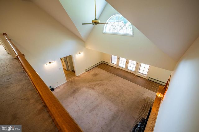 1147 BARNBRIDGE DR, Schwenksville, PA 19473