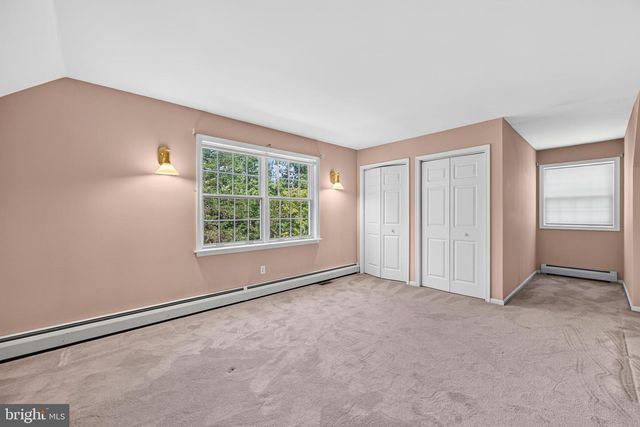 1147 BARNBRIDGE DR, Schwenksville, PA 19473