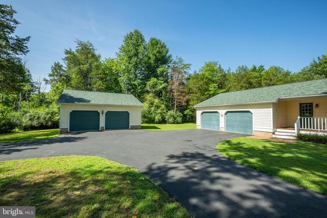 1147 BARNBRIDGE DR, Schwenksville, PA 19473