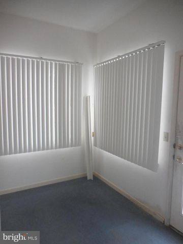 52 HICKORY ST, Palmyra, PA 17078