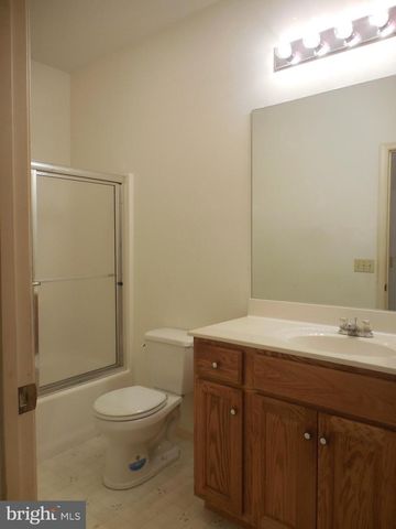 52 HICKORY ST, Palmyra, PA 17078