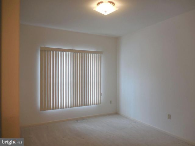 52 HICKORY ST, Palmyra, PA 17078