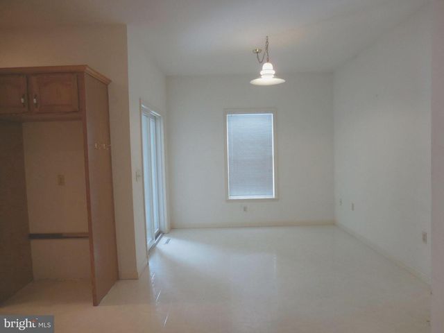 52 HICKORY ST, Palmyra, PA 17078