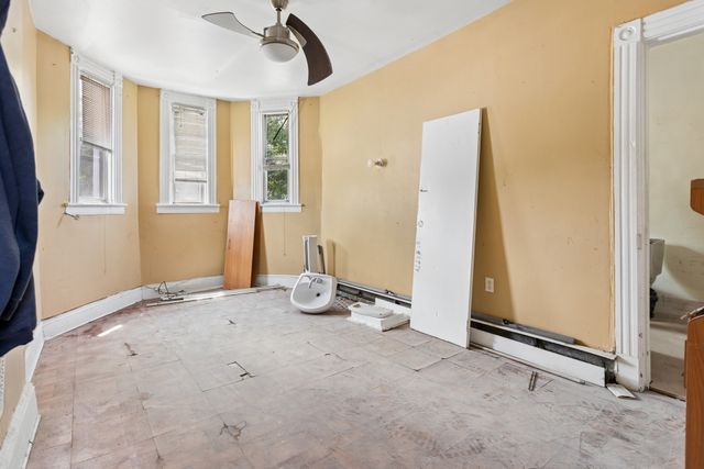 285 WINTHROP Street, New York City, NY 11225
