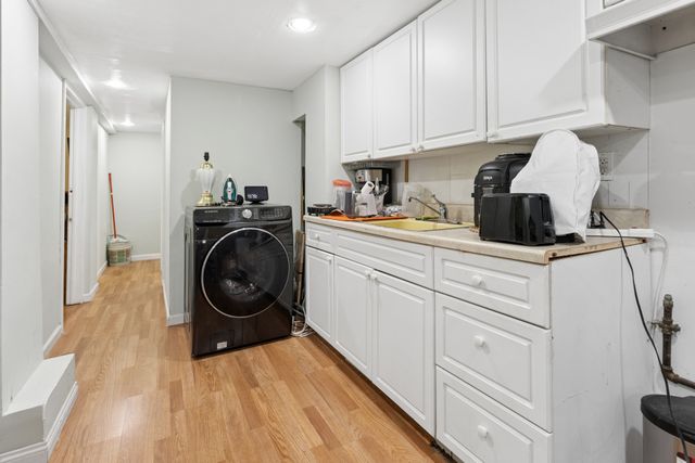 285 WINTHROP Street, New York City, NY 11225