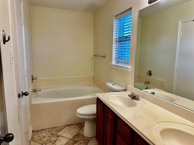 3718 Winmont Court, Houston, TX 77082