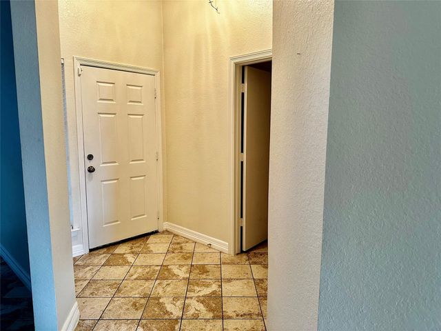 3718 Winmont Court, Houston, TX 77082