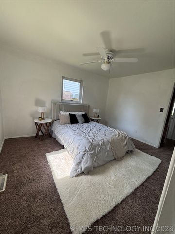 1025 N Hickory Place, Broken Arrow, OK 74012