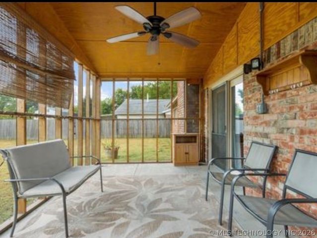 1025 N Hickory Place, Broken Arrow, OK 74012