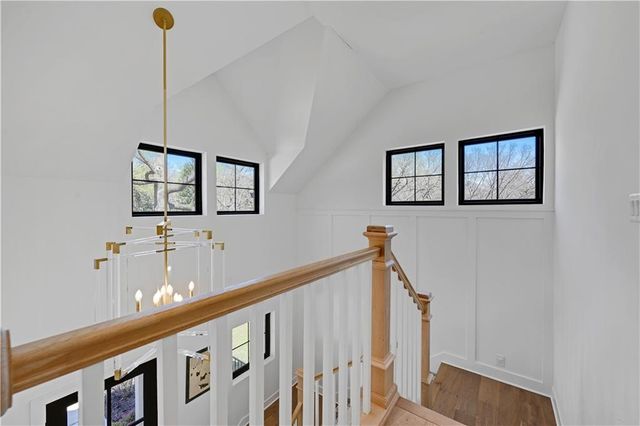 5203 W 71st Terrace, Prairie Village, KS 66208