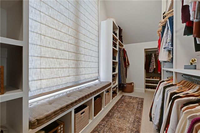 5203 W 71st Terrace, Prairie Village, KS 66208