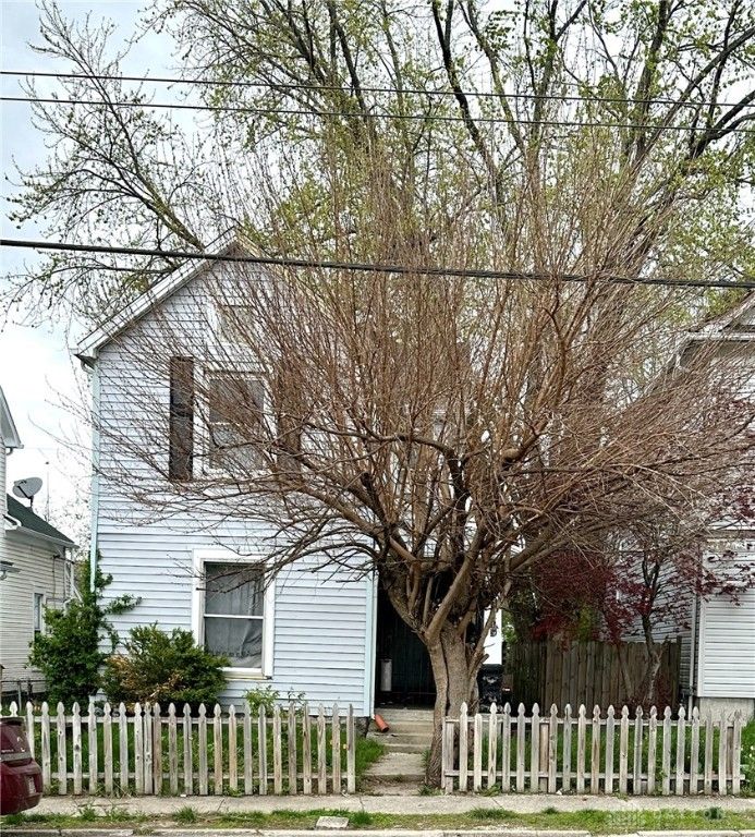 1615 Xenia Avenue, Dayton, OH 45410