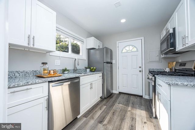 8615 MIDI AVE, Parkville, MD 21234