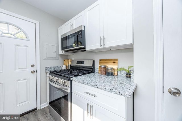 8615 MIDI AVE, Parkville, MD 21234