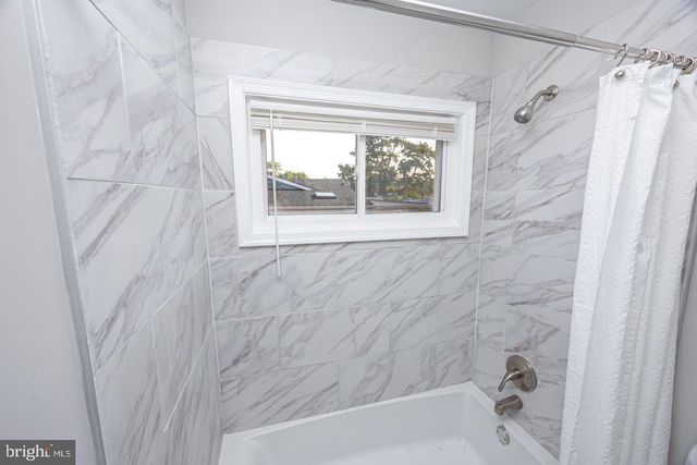 8615 MIDI AVE, Parkville, MD 21234