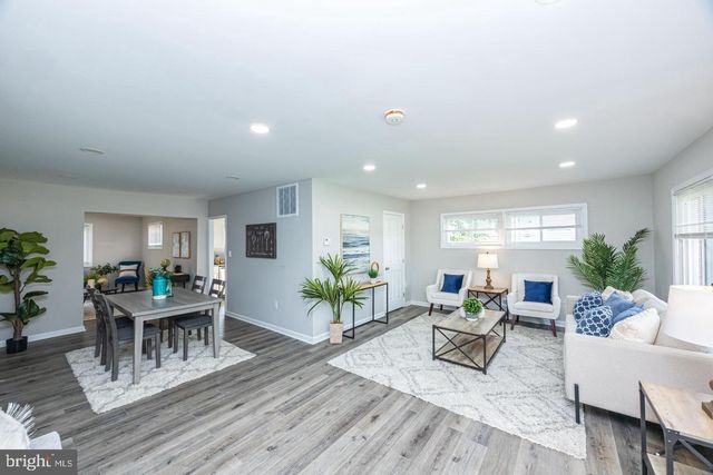 8615 MIDI AVE, Parkville, MD 21234