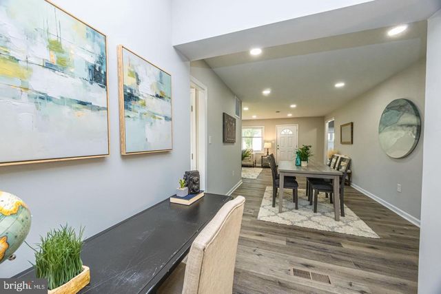 8615 MIDI AVE, Parkville, MD 21234