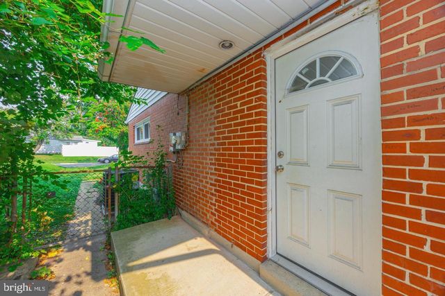 8615 MIDI AVE, Parkville, MD 21234