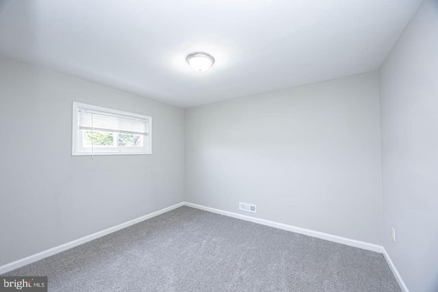 8615 MIDI AVE, Parkville, MD 21234