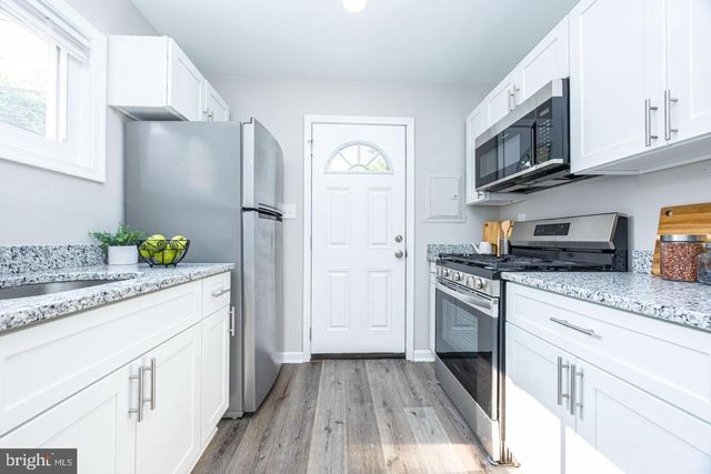 8615 MIDI AVE, Parkville, MD 21234