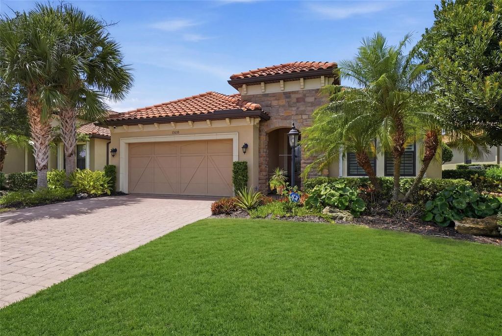 Image 2 of property listing at 13038 PRIMA DRIVE, Bradenton, FL 34211