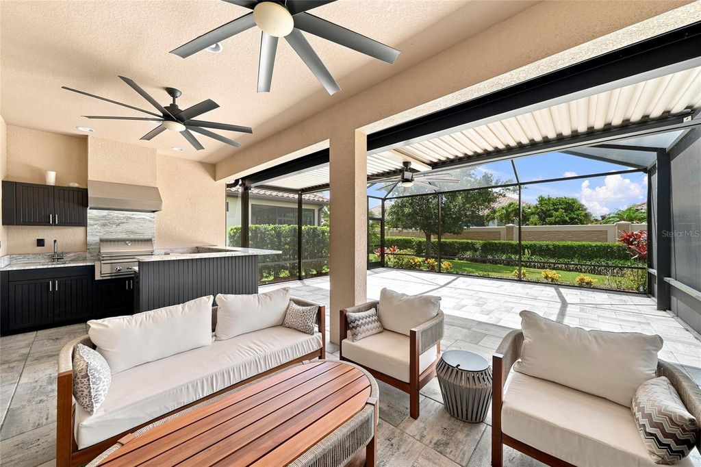 Image 31 of property listing at 13038 PRIMA DRIVE, Bradenton, FL 34211
