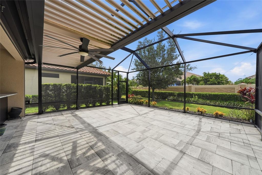 Image 35 of property listing at 13038 PRIMA DRIVE, Bradenton, FL 34211