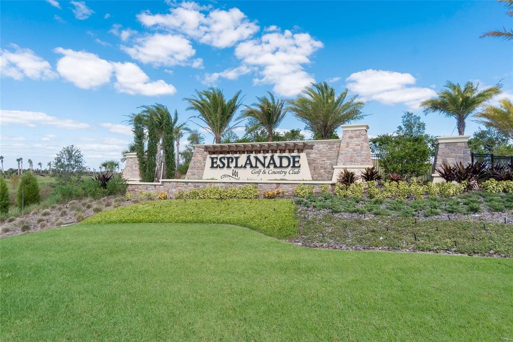 Image 37 of property listing at 13038 PRIMA DRIVE, Bradenton, FL 34211