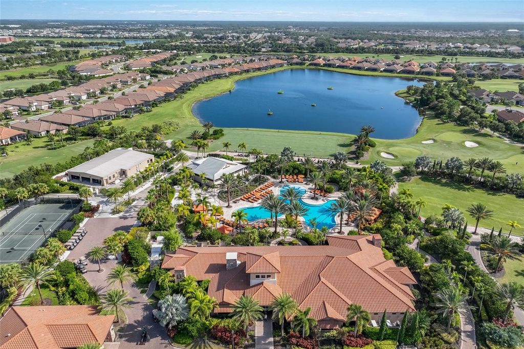 Image 38 of property listing at 13038 PRIMA DRIVE, Bradenton, FL 34211