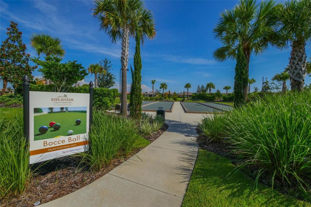 Image 53 of property listing at 13038 PRIMA DRIVE, Bradenton, FL 34211