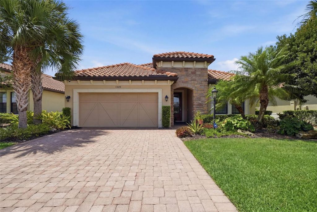 Image 71 of property listing at 13038 PRIMA DRIVE, Bradenton, FL 34211