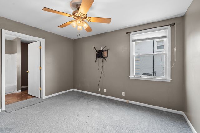 3070 Richmond Hill Dr, Nashville, TN 37207