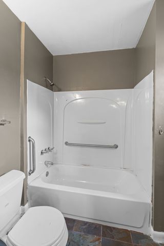 3070 Richmond Hill Dr, Nashville, TN 37207
