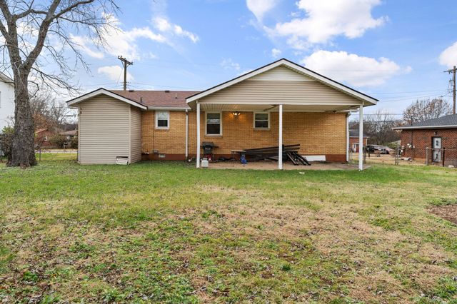3070 Richmond Hill Dr, Nashville, TN 37207