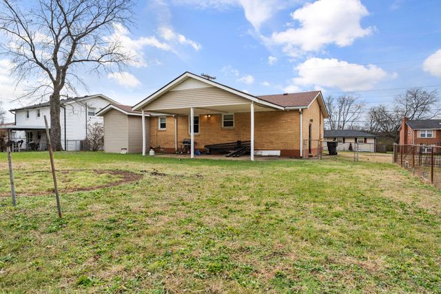 3070 Richmond Hill Dr, Nashville, TN 37207