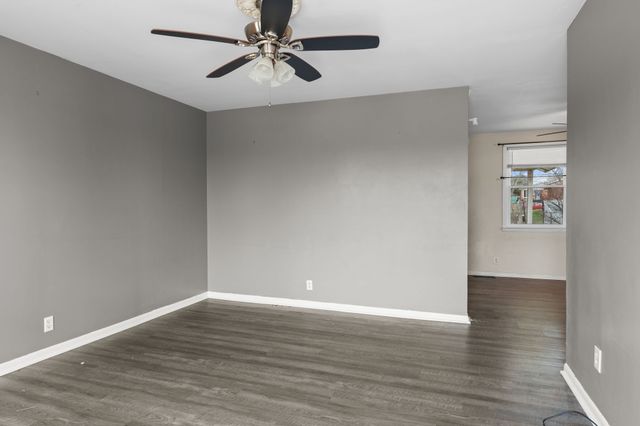 3070 Richmond Hill Dr, Nashville, TN 37207