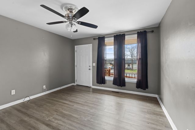 3070 Richmond Hill Dr, Nashville, TN 37207